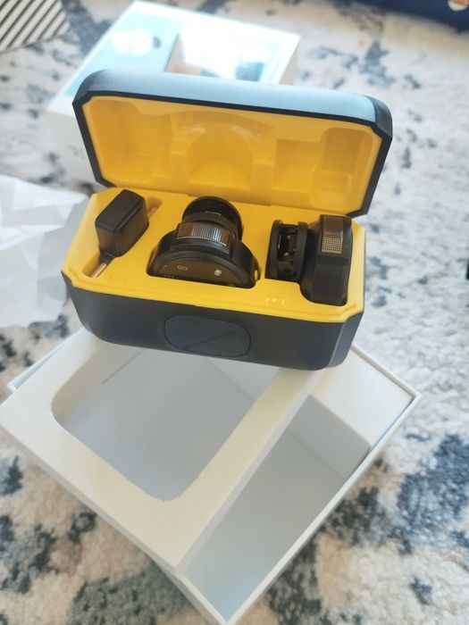 J6 Wireless Lavalier Microphone
