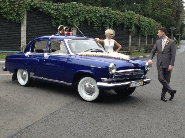 Аренда ретро автомобиля Волга | Свадьбы, фотосъёмки, встречи гостей