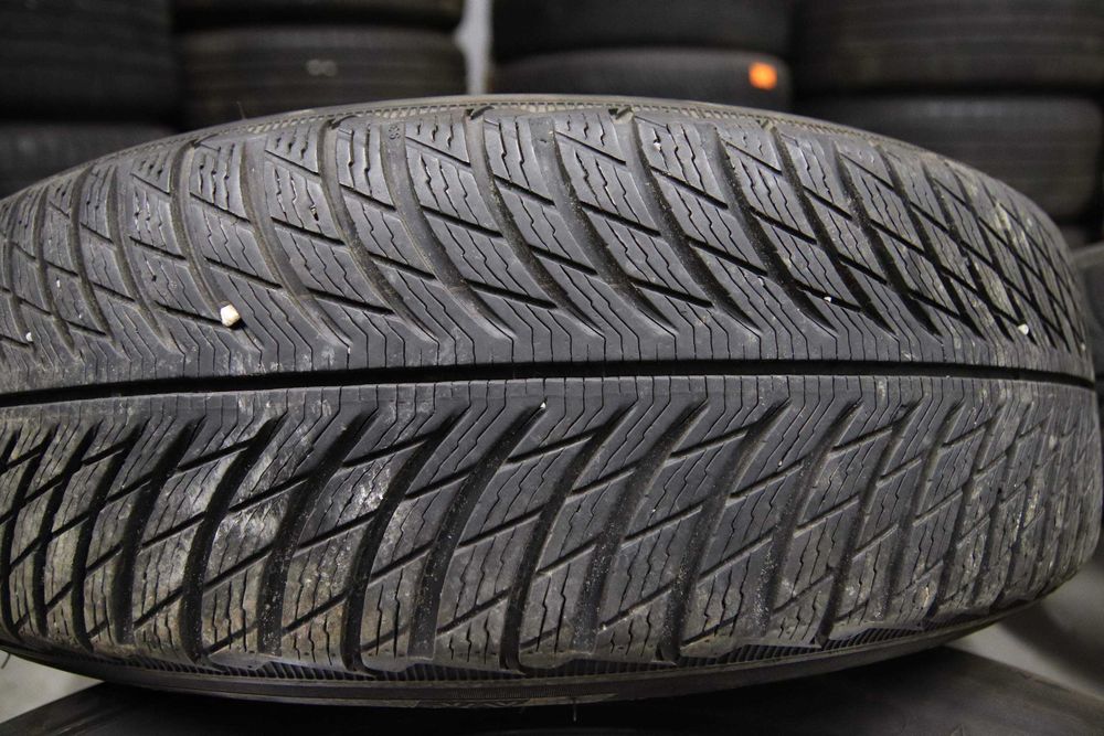 Jante originale Mercedes GLA GLB 17 inch 215 65 17 iarna Michelin