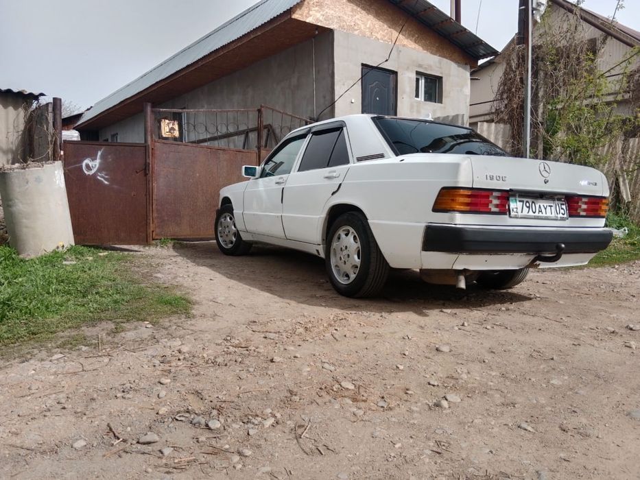 Продам Мерседес 190
