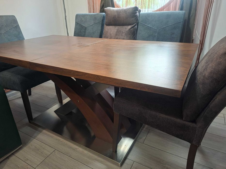 Set mobilier masa extensibila +6 scaune tapițate
