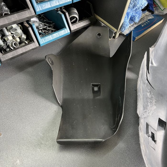 Задние подкрыльники bmw e34 бмв е34
