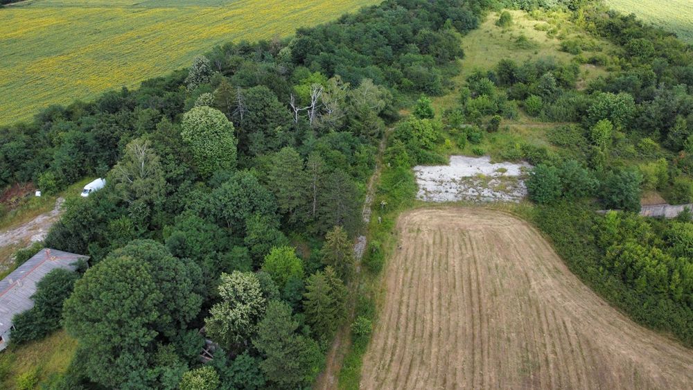 Индустриален имот - За продажба - главен път Разград - Търговище