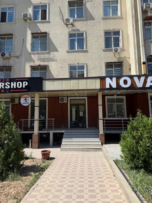 Сдается в аренду вдоль дороги