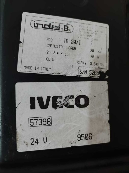 Авто холодильник компрессорный  Iveco