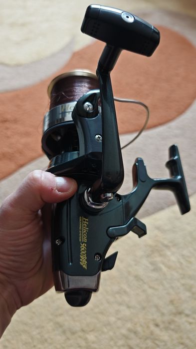 Mulinete Delphin Raya 55 și Banax Helicon