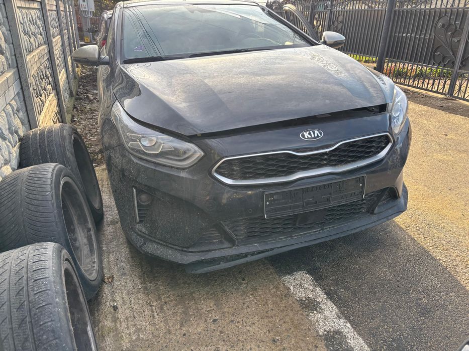 Bară față , capotă motor, trager , faruri Kia Proceed 2020