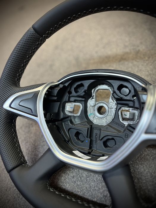 Volan piele naturala Nappa Dacia Duster Logan Sandero 2010-2021