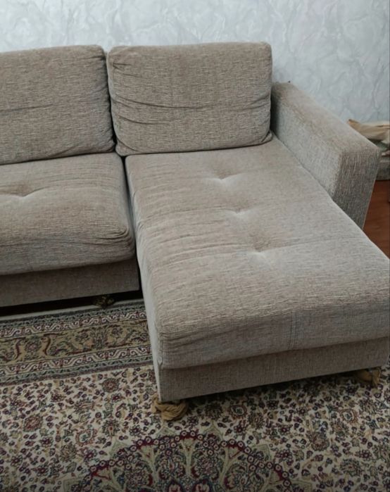 Продам диван в хорошем состоянии