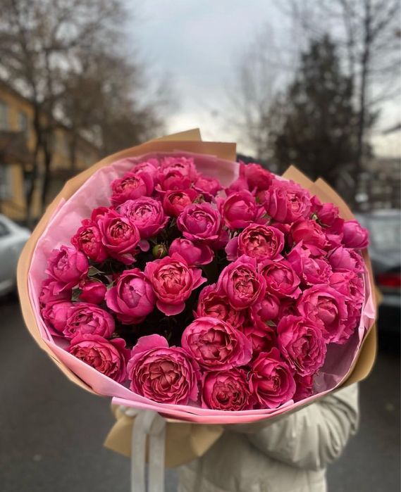 Розы, композиции, пионы, кустовые розы