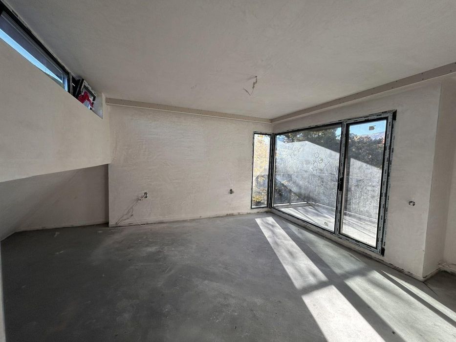 Къща за продажба в ж.к Симеоново