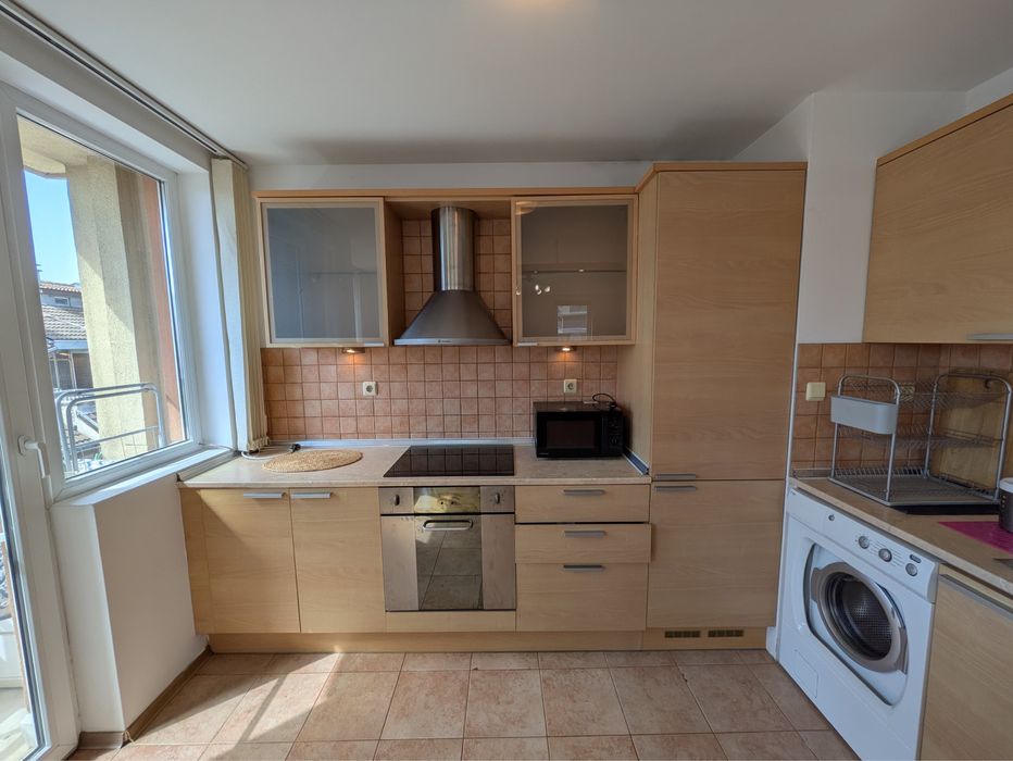 Дава се под наем Тристаен апартамент в Варна, Спортна зала - 110 кв.м за 816 € - Снимка #15