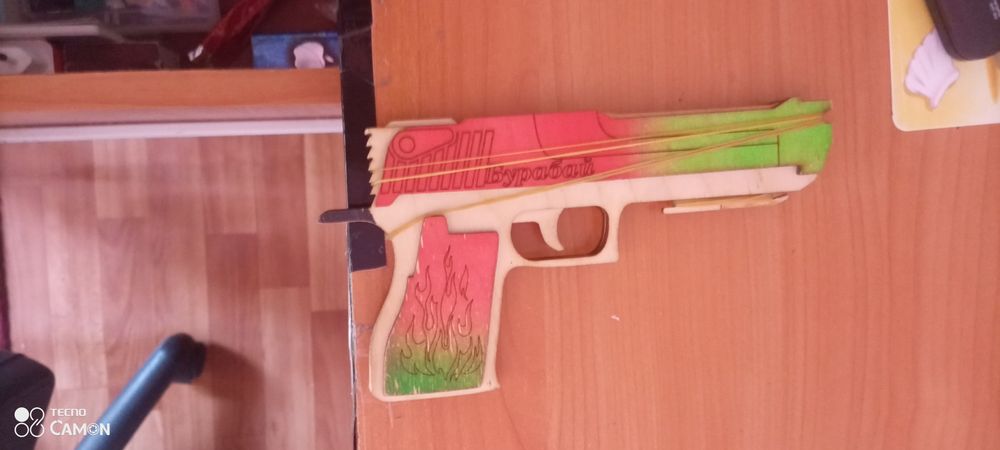 Продам игрушка писталеть