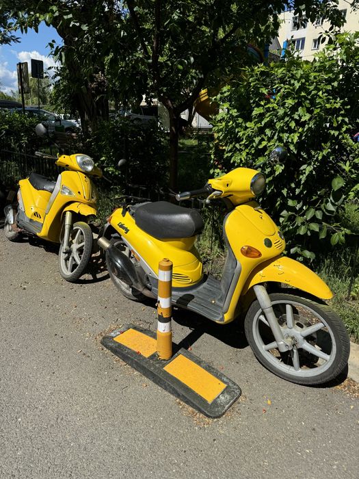 Vand scutere 49, 125, 200