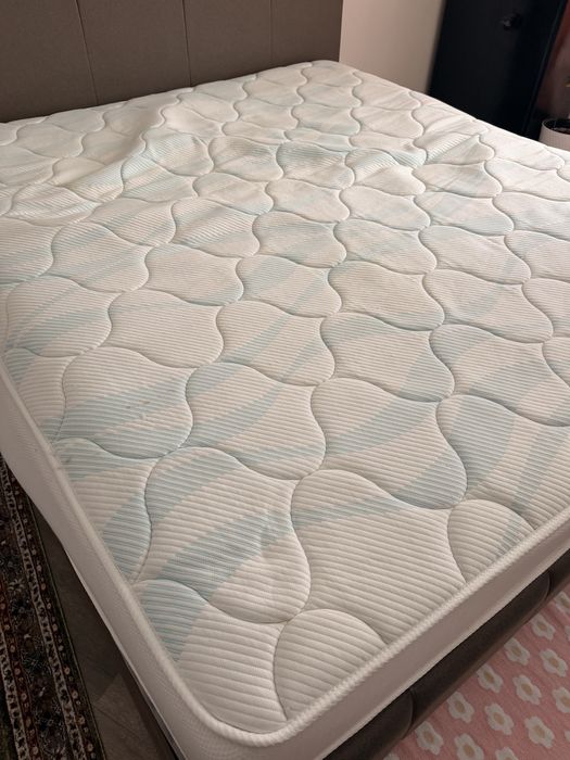 Матрас 180/200 б/у