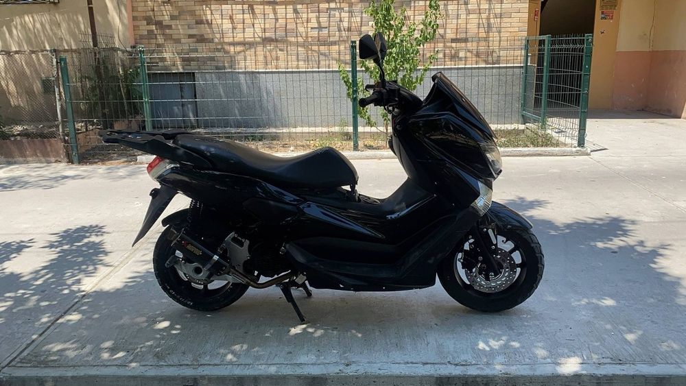 N max skuter sotiladi 170 kub