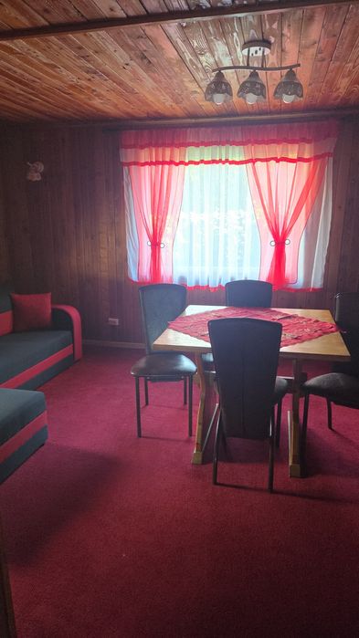 Dau spre vazare doua cabane complet mobilate și utilate