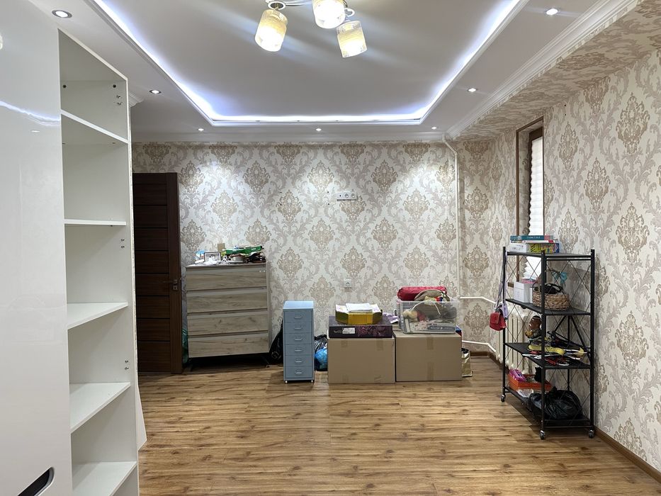 3-ех комн в 4-ех комн, 3/1/12 Тузель 3, Школа №255, площадь 78м*.