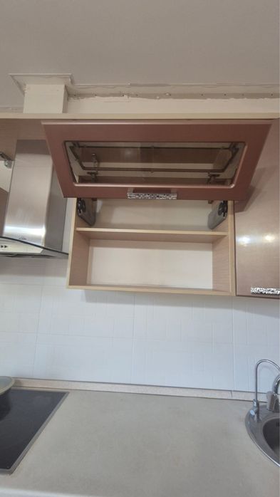 Продам кухонный гарнитур Мдф-пленка