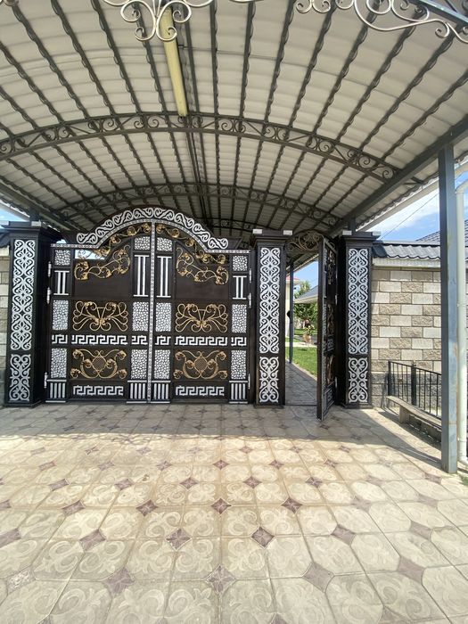 Продается 6- комнатный дом