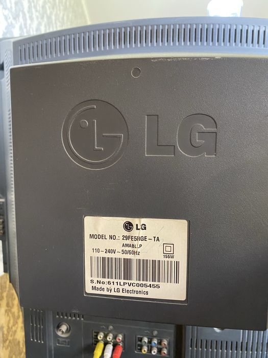 Lg televizor Xamma narsasi komplekt