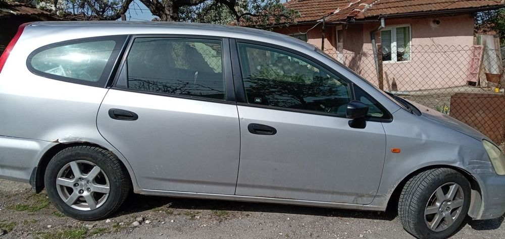 Хонда стриим 2002