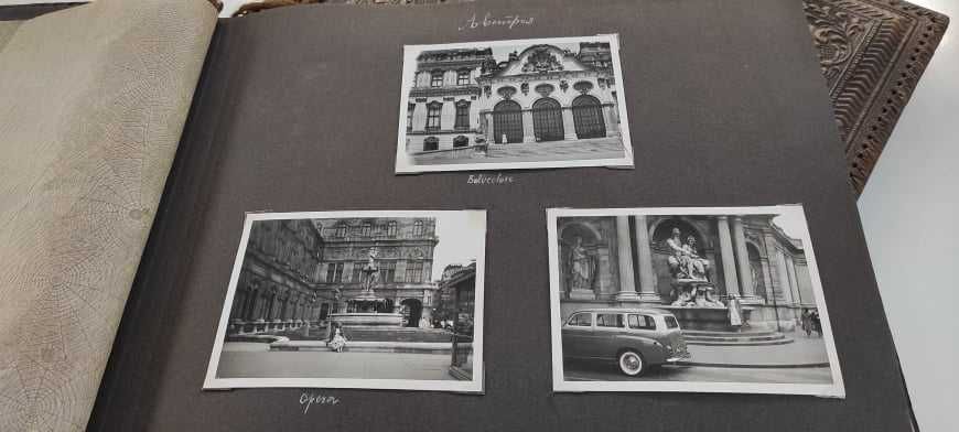 Старинни  албуми с снимки.