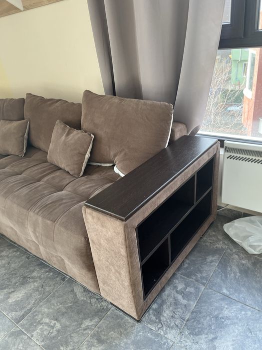 Кафяв ъглов диван