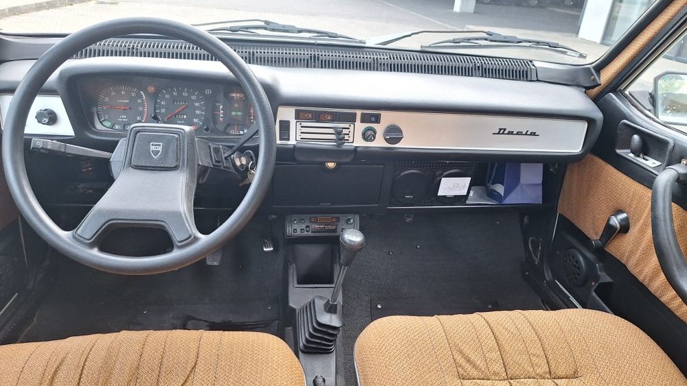 Dacia 1310 TLX vehicul istoric