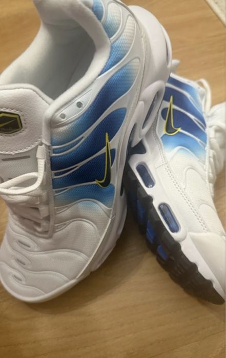NIKE AIR MAX PLUS TN Energy white blue jay
