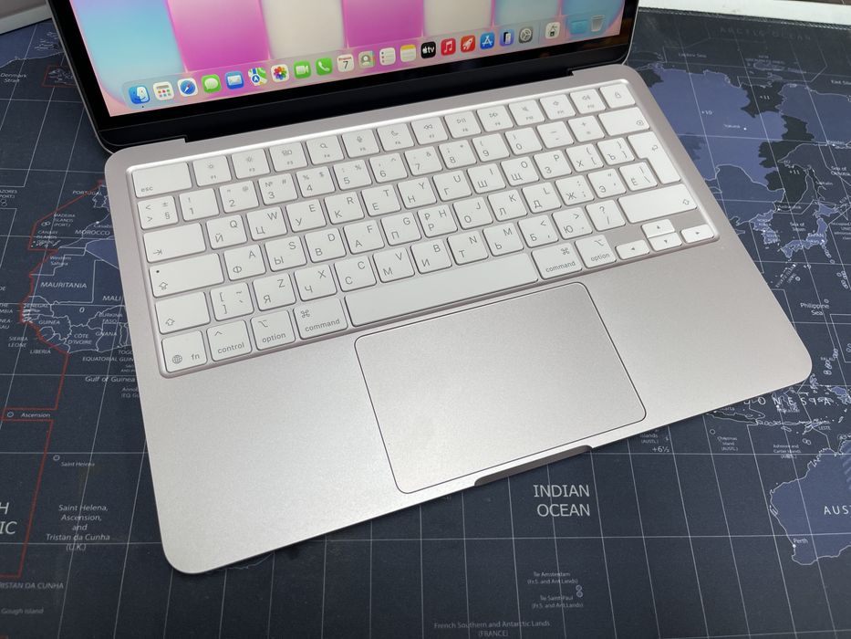 MacBook Neo 13 2026 A18 Pro/8Gb/SSD256Gb
