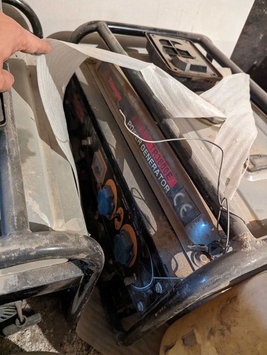 Электрогенератор 220 В, 3000 мощность