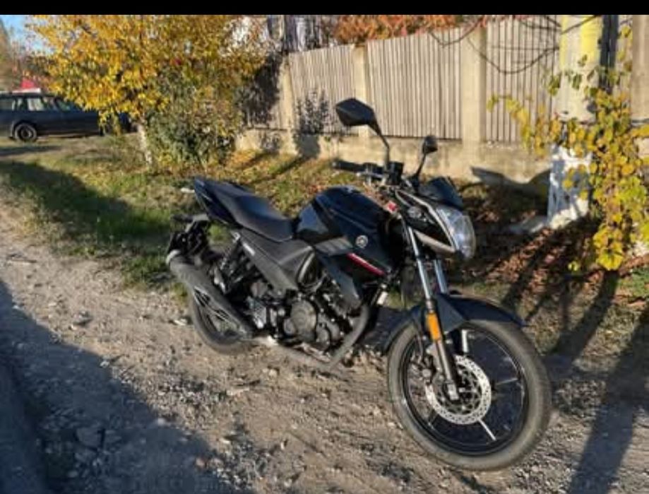 Motocicleta YAMAHA YS 125