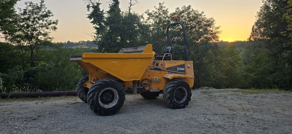 Vand dumper 4x4 thwaites  an 2015