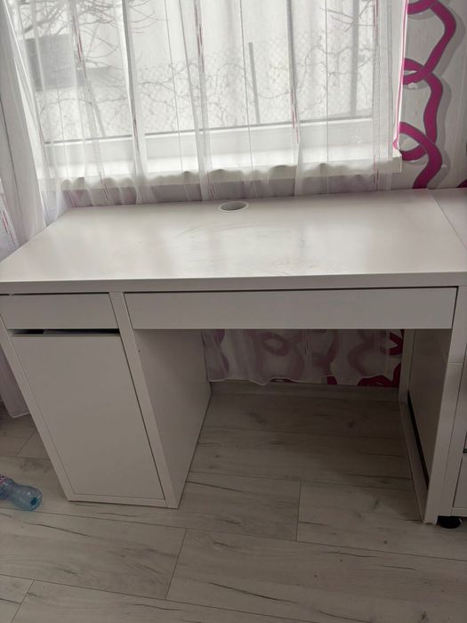 Бюро ученическо бяло