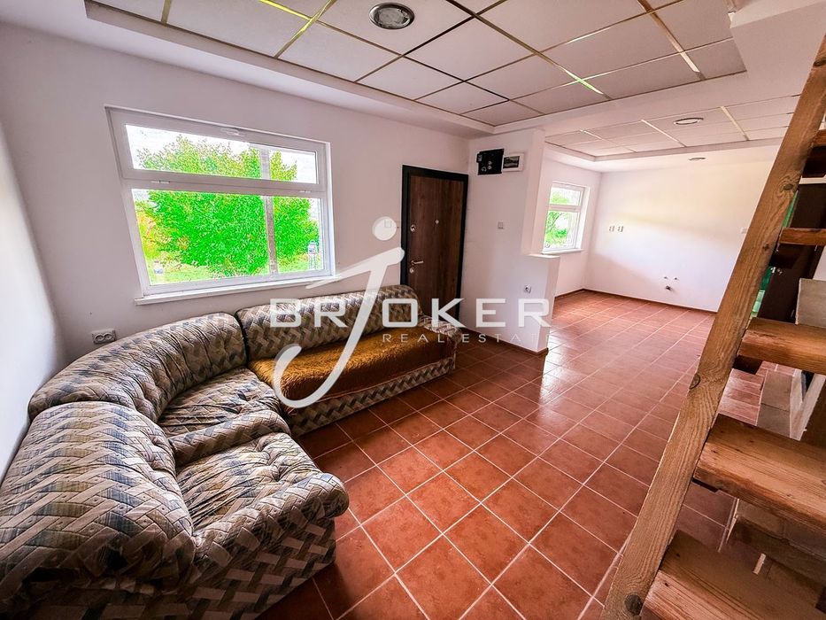 Къща в Кърджали, с.Резбарци