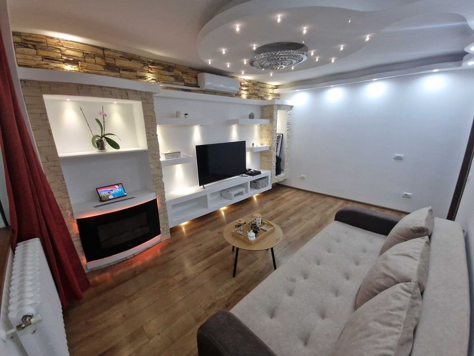 Apartament 2 camere, etaj 1, decomandat, Aleea Ulmilor