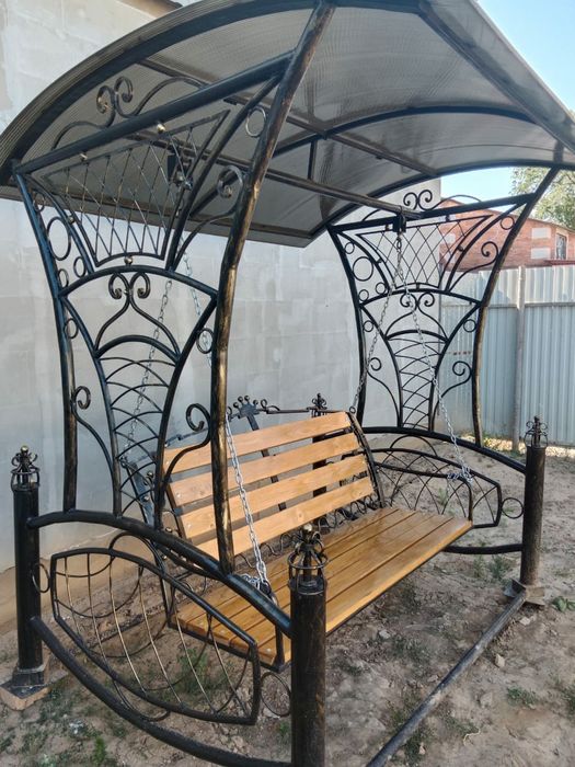 Продам качели садовые.