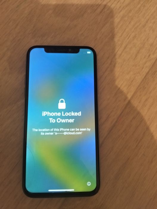 Продам два айфон х