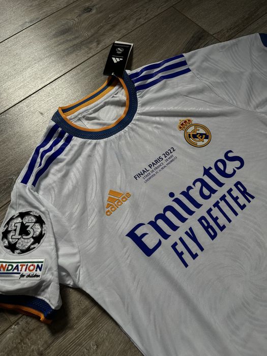 Tricou de fotbal Adidas Real Madrid Finala Champions league 2022 Paris cu Luka Modric 10 marime M