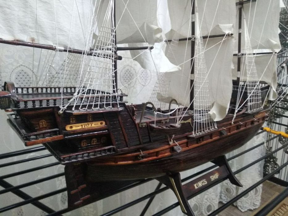 Корабль сувенирный, ручная работа.