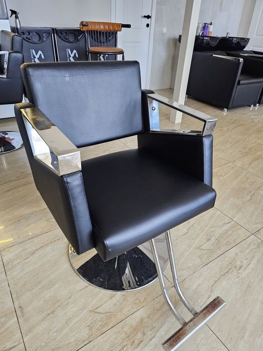 Кресло парикмахерское
