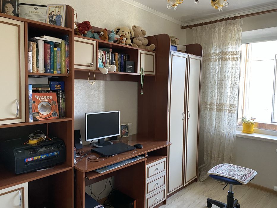 Детская стенка шкаф, стол