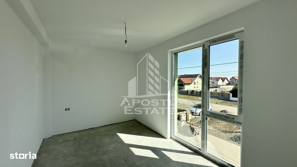 Apartamente de vanzare cu 3 camere si curte, Dumbravita