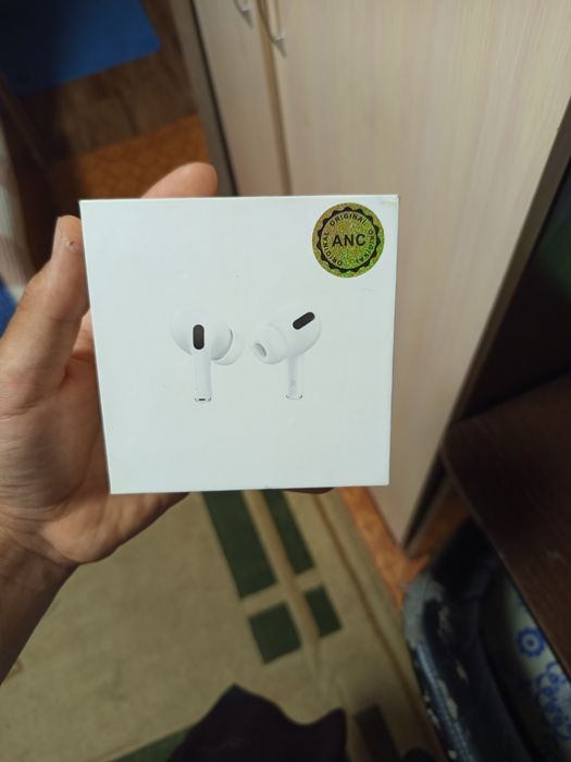 Продам AirPods Pro. Состояние отличное!