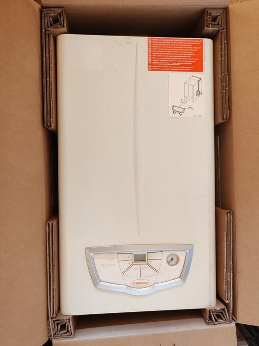 Газовый навесной кател