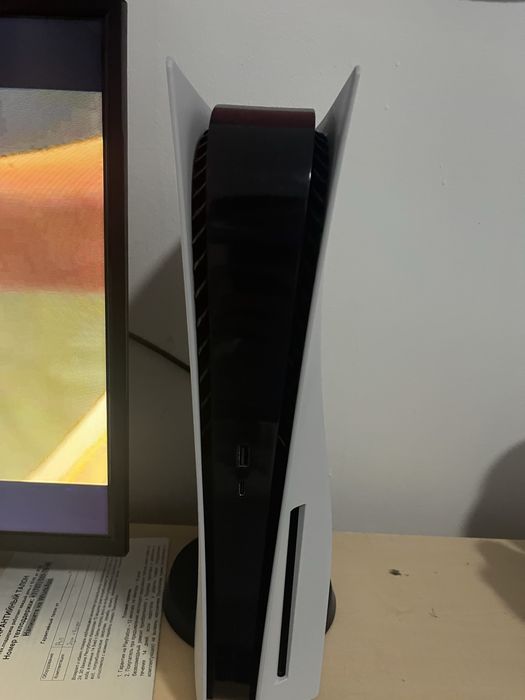 Продается плейстейшн 5 в отличном состояние
