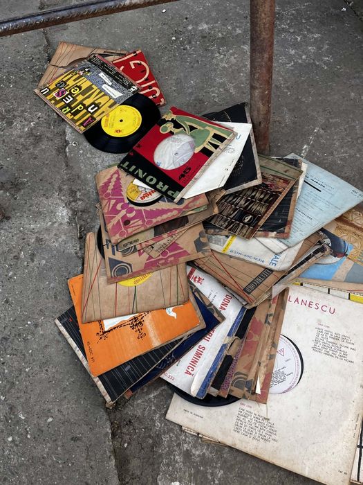 Discuri de vinil românești