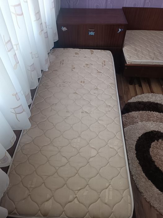 Ъглови легла с матраци и ракла