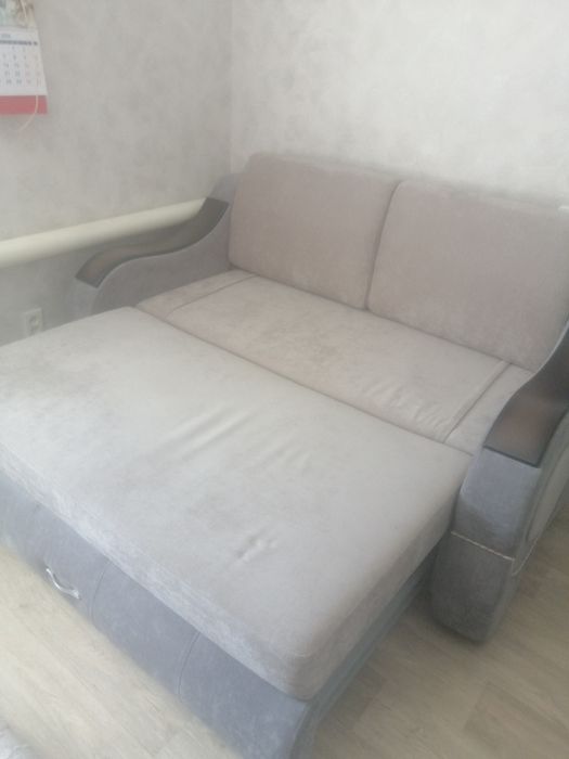 Продам диван, состояние нового
